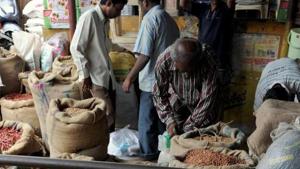 Inflation in food articles rose to 7.67 per cent in August from 6.15 per cent in July this year mainly on account of rise in prices of vegetables and protein-rich items.(AFP file photo) Inflation in food articles rose to 7.67 per cent in August from 6.15 per cent in July this year mainly on account of rise in prices of vegetables and protein-rich items.(AFP file photo)