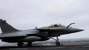 The tribunal said it found that the primary reason for Verma’s supersession was that he had been given a letter of severe displeasure (LoSD) after being found guilty of a serious supervisory lapse in 2005 involving the security of the navy’s War Room.(HT FILE) The tribunal said it found that the primary reason for Verma’s supersession was that he had been given a letter of severe displeasure (LoSD) after being found guilty of a serious supervisory lapse in 2005 involving the security of the navy’s War Room.(HT FILE)