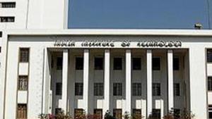 IIT Kharagpur students develop new electric vehicle to reduce vehicular pollution.(PTI) IIT Kharagpur students develop new electric vehicle to reduce vehicular pollution.(PTI)