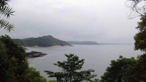 Gokarna is one of the very few coastal areas in India where one can witness a hill station like ambience with its green valleys waving to the tune of a celestial orchestra with a resonance mimicking the waves of the nearby Arabian Sea. Gokarna is one of the very few coastal areas in India where one can witness a hill station like ambience with its green valleys waving to the tune of a celestial orchestra with a resonance mimicking the waves of the nearby Arabian Sea.