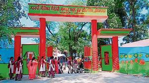 Government Senior Secondary School at Dadhe Fateh Singh village in Hoshiarpur district.(HT) Government Senior Secondary School at Dadhe Fateh Singh village in Hoshiarpur district.(HT)