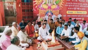 Congress MLA Rakesh Singh held a yagna on PM Modi’s birthday.(HT Photo) Congress MLA Rakesh Singh held a yagna on PM Modi’s birthday.(HT Photo)