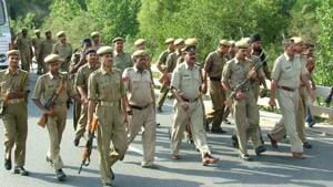 policemen were injured in an attack by more than 20 people who allegedly managed to free two suspected gamblers arrested in Sector 39(HT FILE) policemen were injured in an attack by more than 20 people who allegedly managed to free two suspected gamblers arrested in Sector 39(HT FILE)