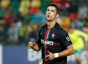 Cristiano Ronaldo(REUTERS) Cristiano Ronaldo(REUTERS)