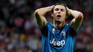 Cristiano Ronaldo after a miss in Champions League clash.(REUTERS) Cristiano Ronaldo after a miss in Champions League clash.(REUTERS)