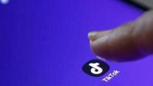 FILE PHOTO: The logo of TikTok application is seen on a mobile phone screen in this picture illustration taken February 21, 2019. REUTERS/Danish Siddiqui/Illustration/File Photo(REUTERS) FILE PHOTO: The logo of TikTok application is seen on a mobile phone screen in this picture illustration taken February 21, 2019. REUTERS/Danish Siddiqui/Illustration/File Photo(REUTERS)