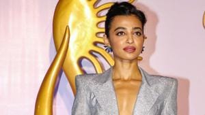 Radhika Apte poses for photographs at the green carpet of 20th IIFA Awards 2019 in Mumbai.(PTI) Radhika Apte poses for photographs at the green carpet of 20th IIFA Awards 2019 in Mumbai.(PTI)