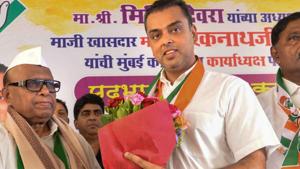 Congress leader Milind Deora earlier tweeted in support of Centre’s move abrogating Article 370.(PTI) Congress leader Milind Deora earlier tweeted in support of Centre’s move abrogating Article 370.(PTI)