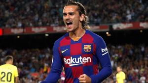 Barcelona's Antoine Griezmann celebrates scoring their first goal.(REUTERS) Barcelona's Antoine Griezmann celebrates scoring their first goal.(REUTERS)