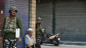 The US has called on India to take “rapid action” to lift restrictions in Jammu and Kashmir(PTI) The US has called on India to take “rapid action” to lift restrictions in Jammu and Kashmir(PTI)