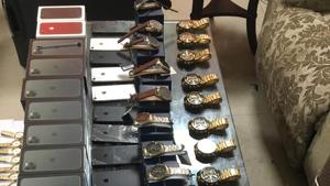 The iPhone 11 and other items that were recovered from a man at Delhi’s IGI airport.(Sourced) The iPhone 11 and other items that were recovered from a man at Delhi’s IGI airport.(Sourced)