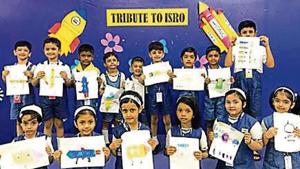 Kids pay tribute to ISRO through art.(HT Photo) Kids pay tribute to ISRO through art.(HT Photo)