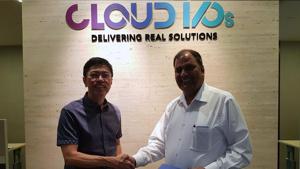 (Left) Simon Tung of Cloud I/Os and (right) Sunil Rawat of Systematix Infotech(Systematix Infotech) (Left) Simon Tung of Cloud I/Os and (right) Sunil Rawat of Systematix Infotech(Systematix Infotech)
