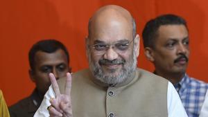 The government will introduce and pass the Citizenship Amendment Bill (CAB) before compiling a National Registry of Citizens (NRC), home minister Amit Shah said in Kolkata(Vijayanand Gupta/HT Photo) The government will introduce and pass the Citizenship Amendment Bill (CAB) before compiling a National Registry of Citizens (NRC), home minister Amit Shah said in Kolkata(Vijayanand Gupta/HT Photo)