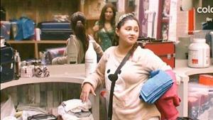 Bigg Boss 13 Day 3 written update, episode 3, October 2: Rashami Desai inside the house. Bigg Boss 13 Day 3 written update, episode 3, October 2: Rashami Desai inside the house.