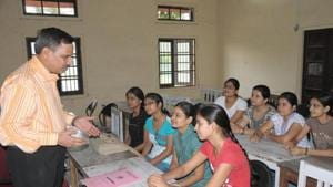 Schools cannot take vocational subjects in place of Marathi even if it is their second language. (Representational image)(HT file) Schools cannot take vocational subjects in place of Marathi even if it is their second language. (Representational image)(HT file)