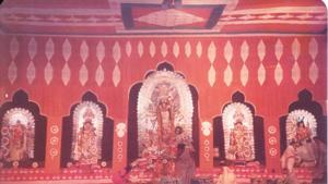 The south Delhi neighbourhood of Chittaranjan Park (CR Park) is known for its Durga Puja pandals.(HT Photo) The south Delhi neighbourhood of Chittaranjan Park (CR Park) is known for its Durga Puja pandals.(HT Photo)