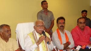 Chief minister Manohar Lal Khattar addressing the media in Karnal on Tuesday.(HT PHOTO)