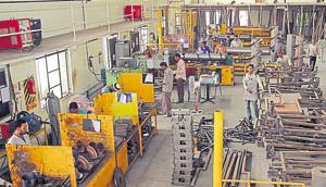 As negotiations are underway on whether India should join the 16 country Free Trade Agreement (FTA), the RSS is vehemently opposed to the trade pact.(HT file photo) As negotiations are underway on whether India should join the 16 country Free Trade Agreement (FTA), the RSS is vehemently opposed to the trade pact.(HT file photo)