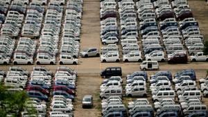 India’s domestic passenger vehicle sales continue to drop.(File Photo) India’s domestic passenger vehicle sales continue to drop.(File Photo)