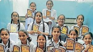 Pupils of Sharda school Chandigarh take part in cultural event.(HT) Pupils of Sharda school Chandigarh take part in cultural event.(HT)