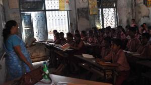 The Madhya Pradesh government plans to sack or retire higher secondary school teachers if they fail to clear an efficiency test for the second time conducted on Monday to check their teaching capabilities.(Rishikesh Choudhary/Hindustan Times) The Madhya Pradesh government plans to sack or retire higher secondary school teachers if they fail to clear an efficiency test for the second time conducted on Monday to check their teaching capabilities.(Rishikesh Choudhary/Hindustan Times)