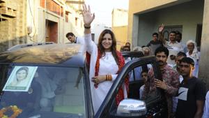 Bharatiya Janata Party (BJP) nominee Sonali Phogat during her poll campaign(HT Photo) Bharatiya Janata Party (BJP) nominee Sonali Phogat during her poll campaign(HT Photo)