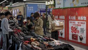 China’s gross domestic product grew at 6 % in the quarter ended September. (Representative image)(AP Photo) China’s gross domestic product grew at 6 % in the quarter ended September. (Representative image)(AP Photo)