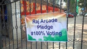 Several societies like Raj Arcade, Shyam Kunj, New Turakhia, Bhoomi Darshan put out banners outside their entrance announcing the pledge(HT Photo) Several societies like Raj Arcade, Shyam Kunj, New Turakhia, Bhoomi Darshan put out banners outside their entrance announcing the pledge(HT Photo)