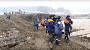 At least 15 people are dead after a dam at a small Siberian gold mine collapsed and water flooded two workers' dormitories on Saturday.(AP) At least 15 people are dead after a dam at a small Siberian gold mine collapsed and water flooded two workers' dormitories on Saturday.(AP)