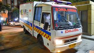 Doctors at the primary health centre advised Pooja Zunjar’s family to shift her to the Hingoli civil hospital. However, her panicked family members struggled to find an ambulance.(PTI / Representational Photo) Doctors at the primary health centre advised Pooja Zunjar’s family to shift her to the Hingoli civil hospital. However, her panicked family members struggled to find an ambulance.(PTI / Representational Photo)