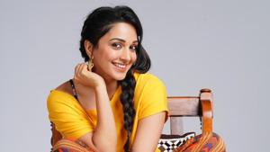 Kiara Advani’s first look as Indoo in her upcoming film Indoo Ki Jawani. Kiara Advani’s first look as Indoo in her upcoming film Indoo Ki Jawani.