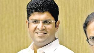 Jannayak Janta Party Dushyant Singh Chautala will meet his father Ajay Chautala in Tihar jail to decide party’s future course(HT PHOTO) Jannayak Janta Party Dushyant Singh Chautala will meet his father Ajay Chautala in Tihar jail to decide party’s future course(HT PHOTO)