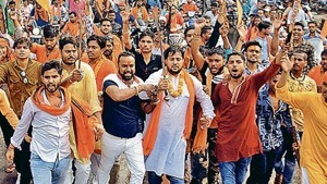 Member of different Hindu organisations demonstrating during a march in protest of recent murder of Hindu Samaj party chief Kamlesh Tiwari in Uttar Pradesh in Jamshedpur on Sunday.(Photo by Manoj Kumar/ Hindustan Times) Member of different Hindu organisations demonstrating during a march in protest of recent murder of Hindu Samaj party chief Kamlesh Tiwari in Uttar Pradesh in Jamshedpur on Sunday.(Photo by Manoj Kumar/ Hindustan Times)