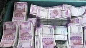 A 41-year-old woman from Hinjewadi has been duped of Rs10,00,000 by a man. (Representative Image)(PTI) A 41-year-old woman from Hinjewadi has been duped of Rs10,00,000 by a man. (Representative Image)(PTI)