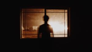Negative emotions reduce how much we trust others, even if these emotions were triggered by events that have nothing to do with the decision to trust.(Unsplash) Negative emotions reduce how much we trust others, even if these emotions were triggered by events that have nothing to do with the decision to trust.(Unsplash)
