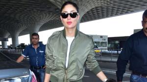 Kareena Kapoor with son Taimur spotted at the airport.(Varinder Chawla) Kareena Kapoor with son Taimur spotted at the airport.(Varinder Chawla)