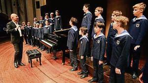 The choir is currently comprised of 23 boys aged 10 to 14, including students from Japan, Korea and Syria. The conductor here was Jimy Chiang from Hong Kong.(Pratik Chorge / HT Photo) The choir is currently comprised of 23 boys aged 10 to 14, including students from Japan, Korea and Syria. The conductor here was Jimy Chiang from Hong Kong.(Pratik Chorge / HT Photo)