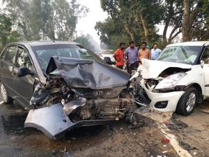Mangled remains of the cars after accident in Machhiwara on Friday.(HT photo) Mangled remains of the cars after accident in Machhiwara on Friday.(HT photo)