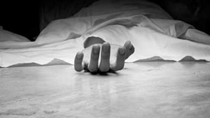 The man killed his wife Afsari, 35, with an axe and also attacked his sister-in-law and mother-in-law following an argument.(PTI FILE/ Representative Image) The man killed his wife Afsari, 35, with an axe and also attacked his sister-in-law and mother-in-law following an argument.(PTI FILE/ Representative Image)