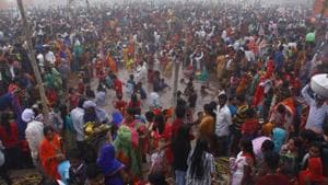 Three people died in Samastipur district of Bihar after a wall collapsed on Chhath puja devotees(HT Photo/Representative) Three people died in Samastipur district of Bihar after a wall collapsed on Chhath puja devotees(HT Photo/Representative)
