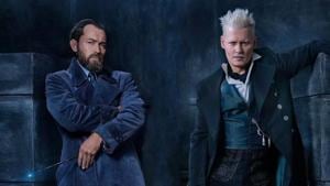 Jude Law as Albus Dumbledore and Johnny Depp as Gellert Grindelwald. Jude Law as Albus Dumbledore and Johnny Depp as Gellert Grindelwald.
