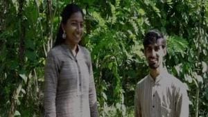 Chethan Koppa and Akshatha Kudla, a couple and teachers from Mangaluru enters ‘Exclusive World Records’ for alternative learning system.(ANI Photo) Chethan Koppa and Akshatha Kudla, a couple and teachers from Mangaluru enters ‘Exclusive World Records’ for alternative learning system.(ANI Photo)