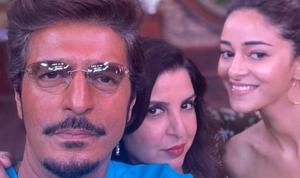 Chunky Pandey and Ananya Panday pose with Farah Khan on her show.