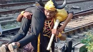 Several people have praised the campaign and posted comments celebrating the idea.(Facebook/Rajendra B. Aklekar) Several people have praised the campaign and posted comments celebrating the idea.(Facebook/Rajendra B. Aklekar)