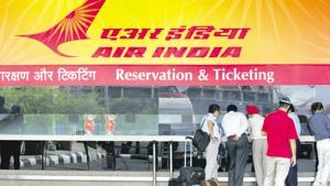 Air India chief Ashwani Lohani has told the airline’s staff that the management shares their concerns and is taking necessary steps to protect their interests(Hindustan Times) Air India chief Ashwani Lohani has told the airline’s staff that the management shares their concerns and is taking necessary steps to protect their interests(Hindustan Times)