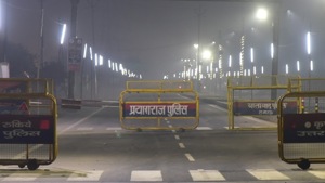 Delhi police spokesperson Anil Mittal said district deputy commissioners of police and station house officers of all police stations have been directed to increase police visibility and patrolling in communally sensitive areas.(HT Photo) Delhi police spokesperson Anil Mittal said district deputy commissioners of police and station house officers of all police stations have been directed to increase police visibility and patrolling in communally sensitive areas.(HT Photo)