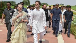 The Gandhi family will continue to get Z+ security status and would now be protected by the Central Reserve Police Force (CRPF).(PTI PHOTO.) The Gandhi family will continue to get Z+ security status and would now be protected by the Central Reserve Police Force (CRPF).(PTI PHOTO.)