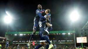 Carrow Road, Norwich, Britain - November 8, 2019 Watford's Andre Gray celebrates scoring their second goal.(Action Images via Reuters) Carrow Road, Norwich, Britain - November 8, 2019 Watford's Andre Gray celebrates scoring their second goal.(Action Images via Reuters)