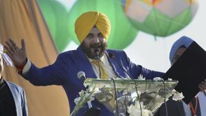Indian cricketer turned politician Navjot Singh Sidhua addresses a gathering during the inauguration ceremony of Gurdwara Darbar Sahib in Kartarpur, Pakistan on Saturday.(AP PHOTO.) Indian cricketer turned politician Navjot Singh Sidhua addresses a gathering during the inauguration ceremony of Gurdwara Darbar Sahib in Kartarpur, Pakistan on Saturday.(AP PHOTO.)